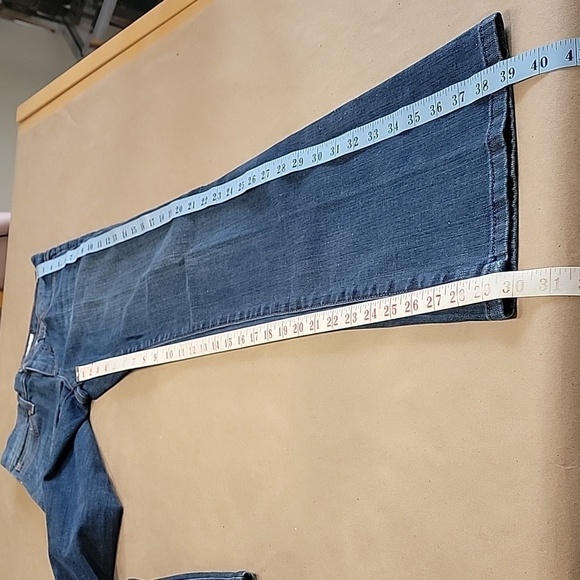 Joe's Jeans, Provocateur Low Rise Bootcut, Size 25, Hale Color, Excellent Cond. - Picture 5 of 14